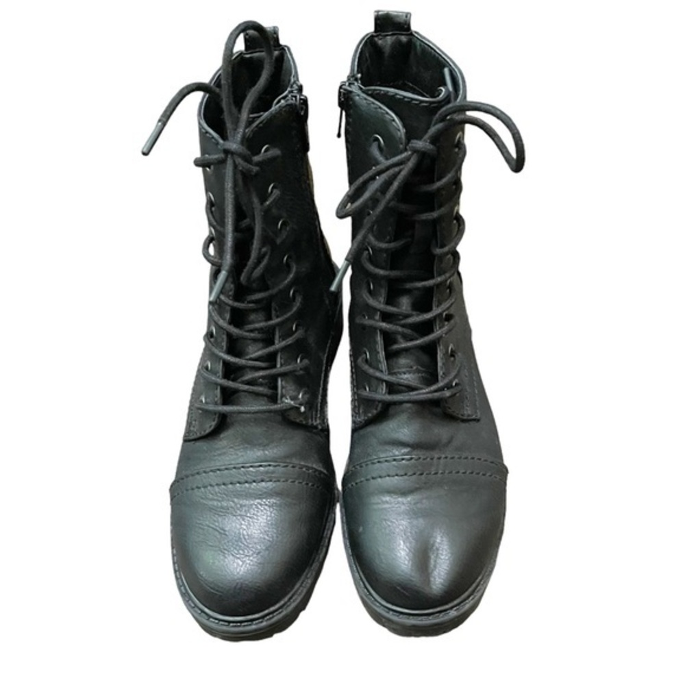 EUC Universal Thread Black‎ high top Boots size 7. - Picture 4 of 5